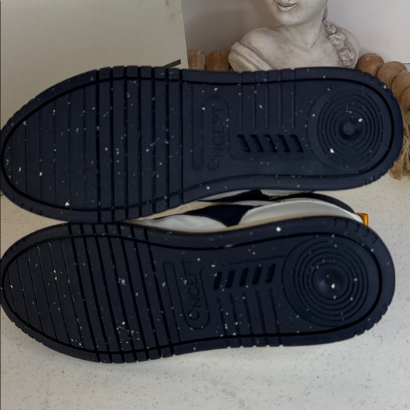 ONCEPT
Women's Princeton Low Top Sneakers Indigo Sz 7.5 - Picture 7 of 15